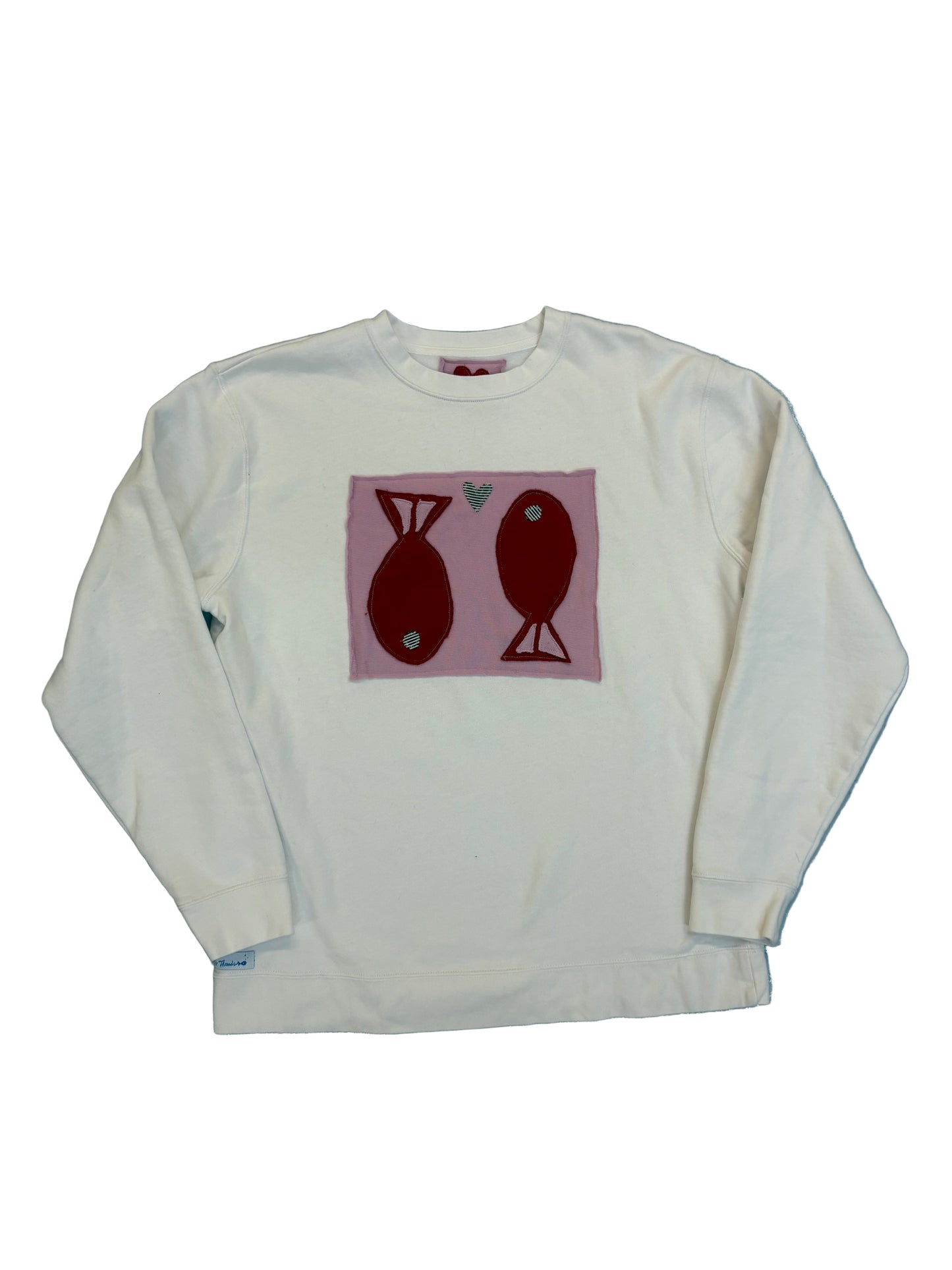 𓍲 sweetish fish crew (L)